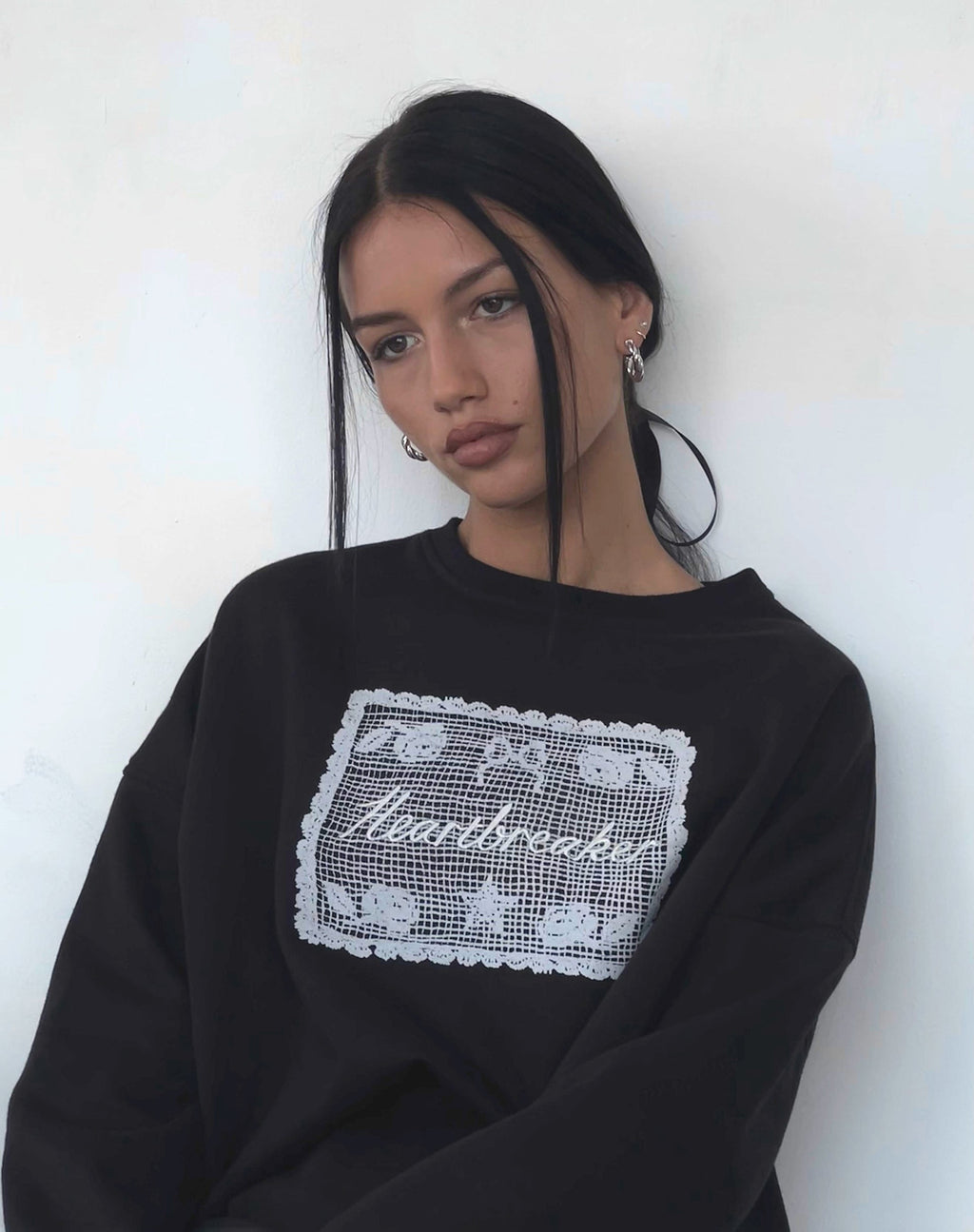Glo oversized sweatshirt in zwart met Heartbreaker graphic