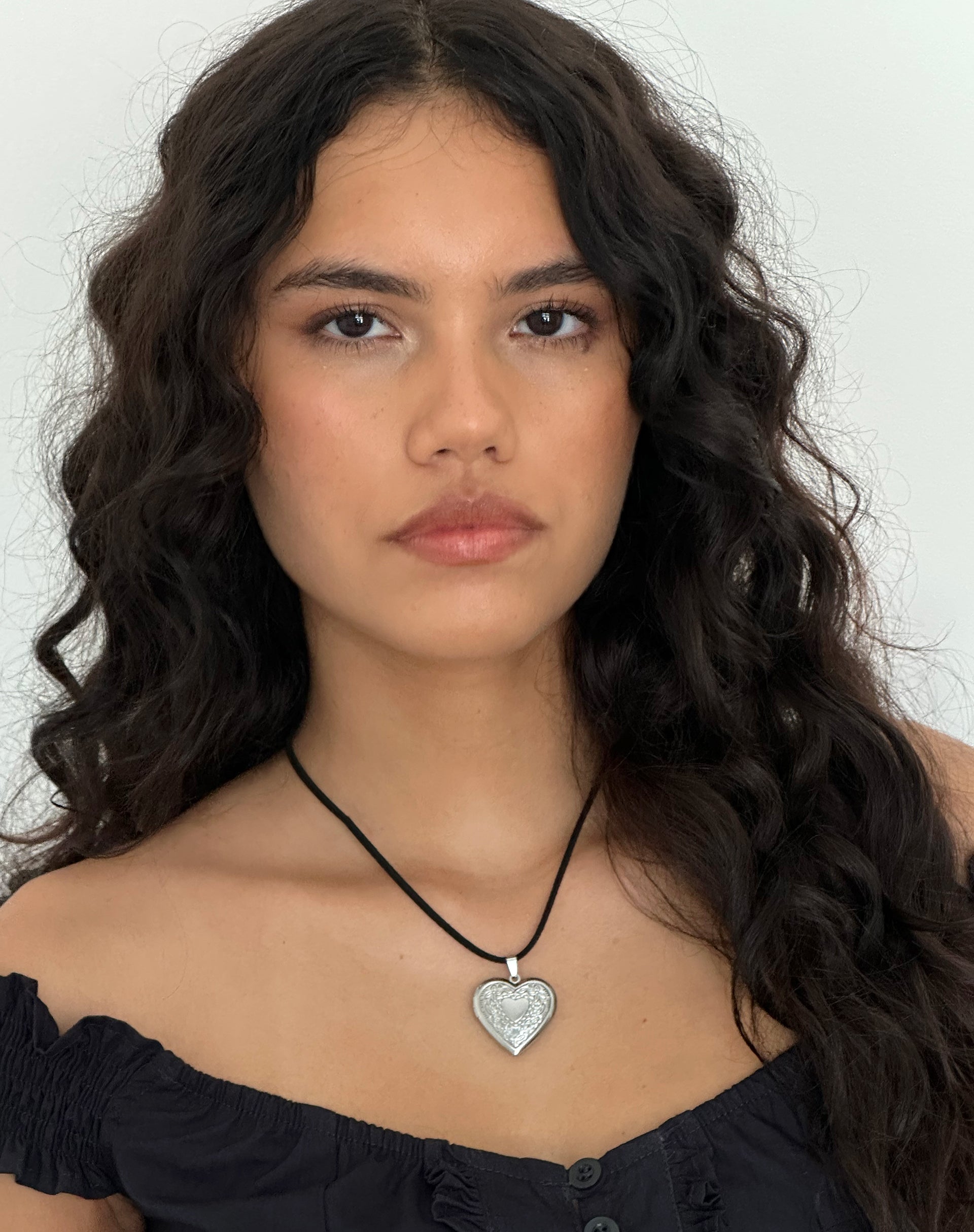 Afbeelding van Harley Cord Heart Locket Necklace by Gemini Jewels