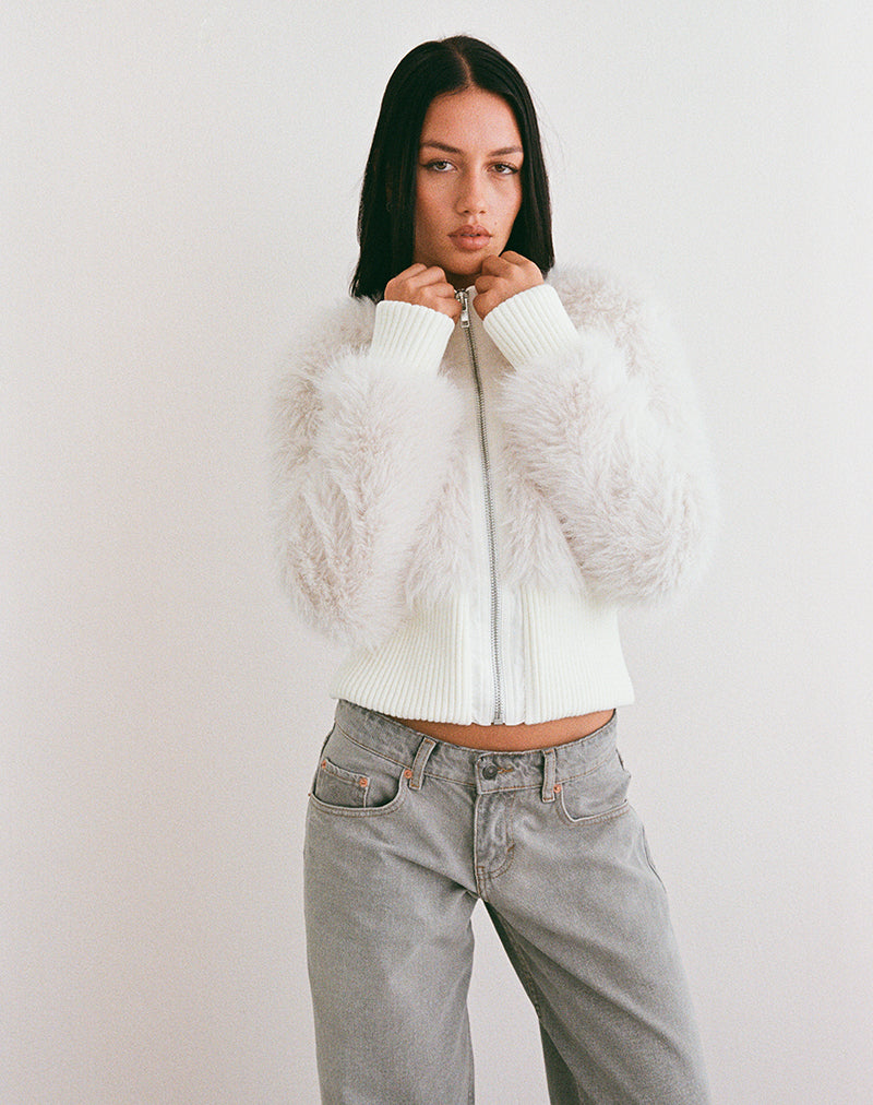 Afbeelding van Homari Shaggy jas van imitatiebont in crème