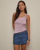 Afbeelding van Idari One Shoulder Top in Stripe Textured Mesh Zacht Roze