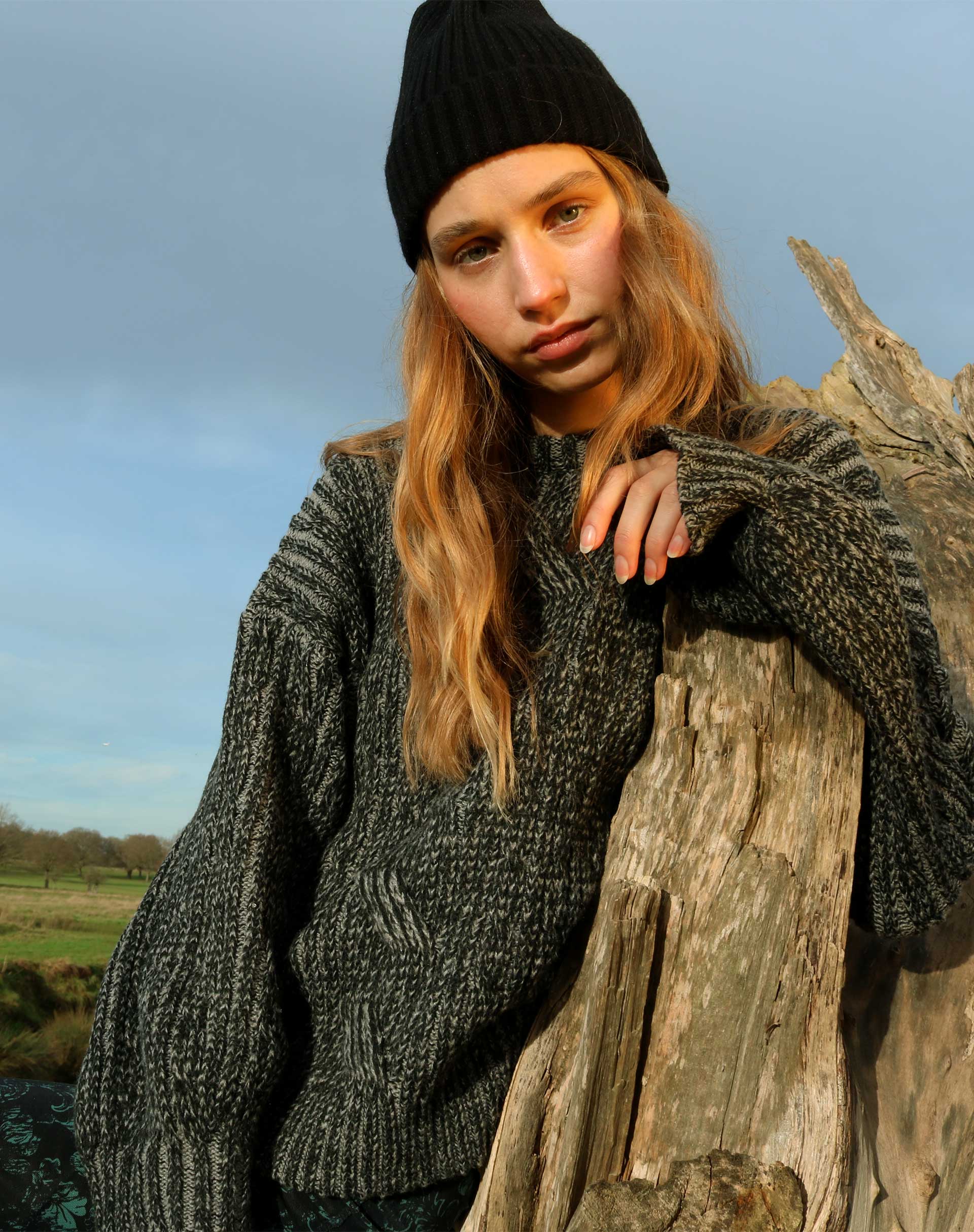 Afbeelding van Amieta gebreide trui in Shadow Grey