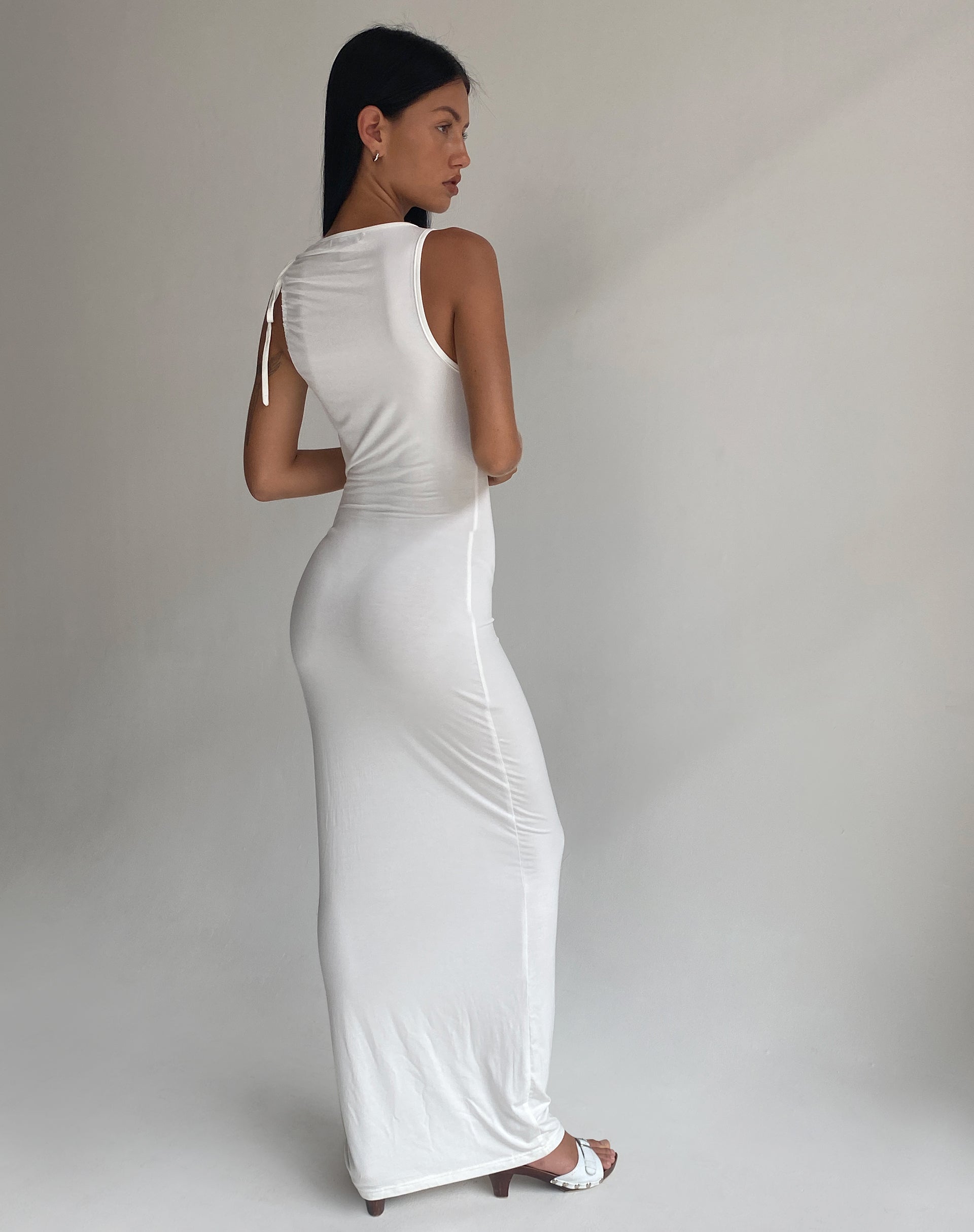 Afbeelding van Elinor Maxi Dress in Slinky White