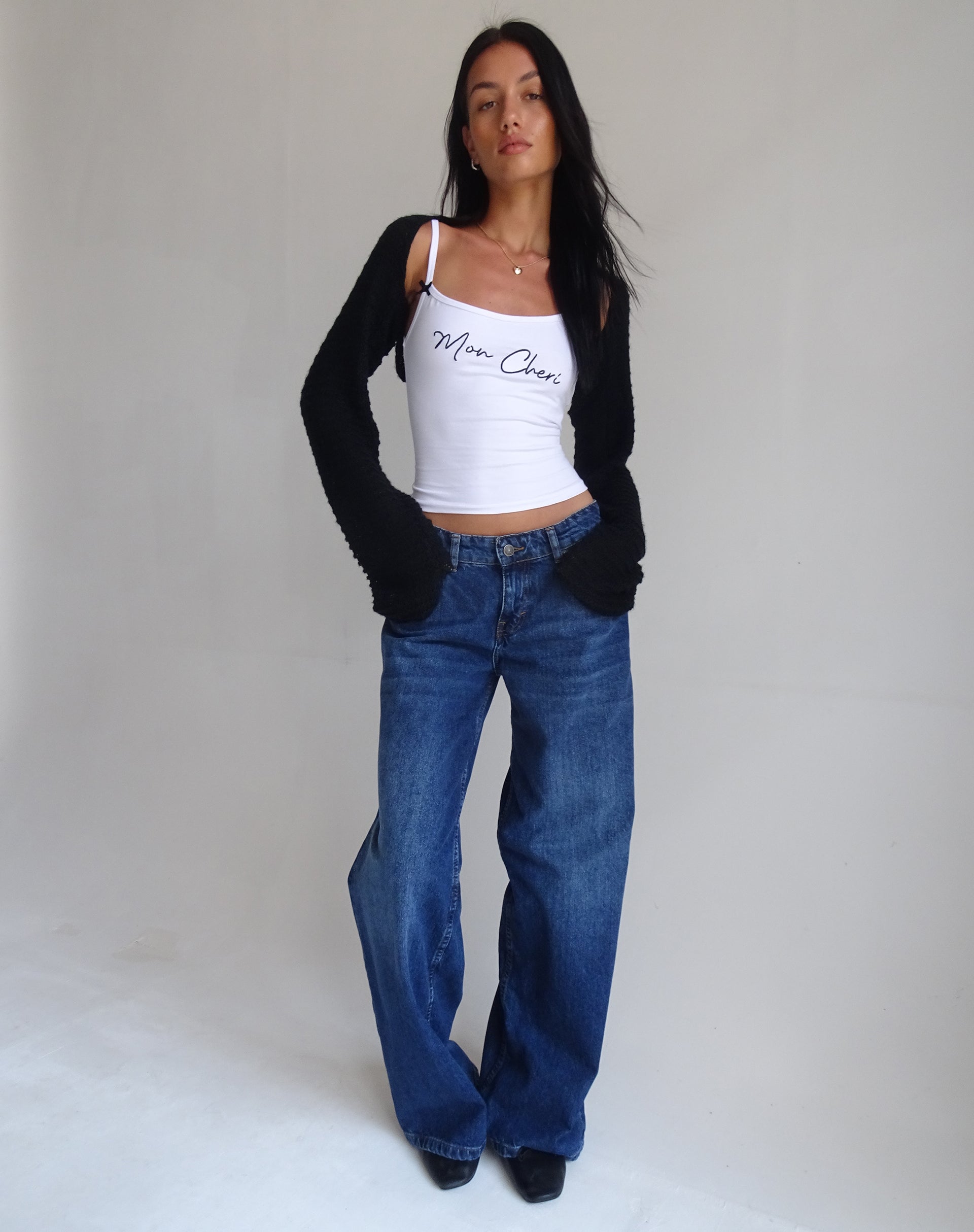 Afbeelding van Isa Vest Top in Wit met Mon Cheri borduursel