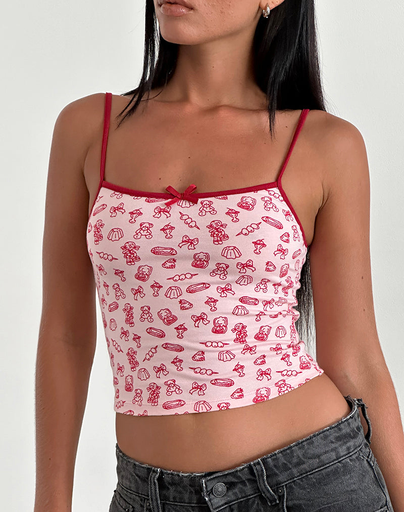 Isna Cami Top in Girlie Print met rode bies
