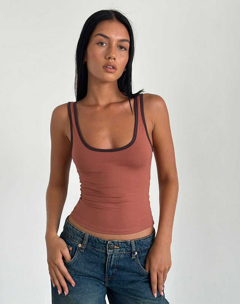 Jastiya Top in Brick met bruine bies