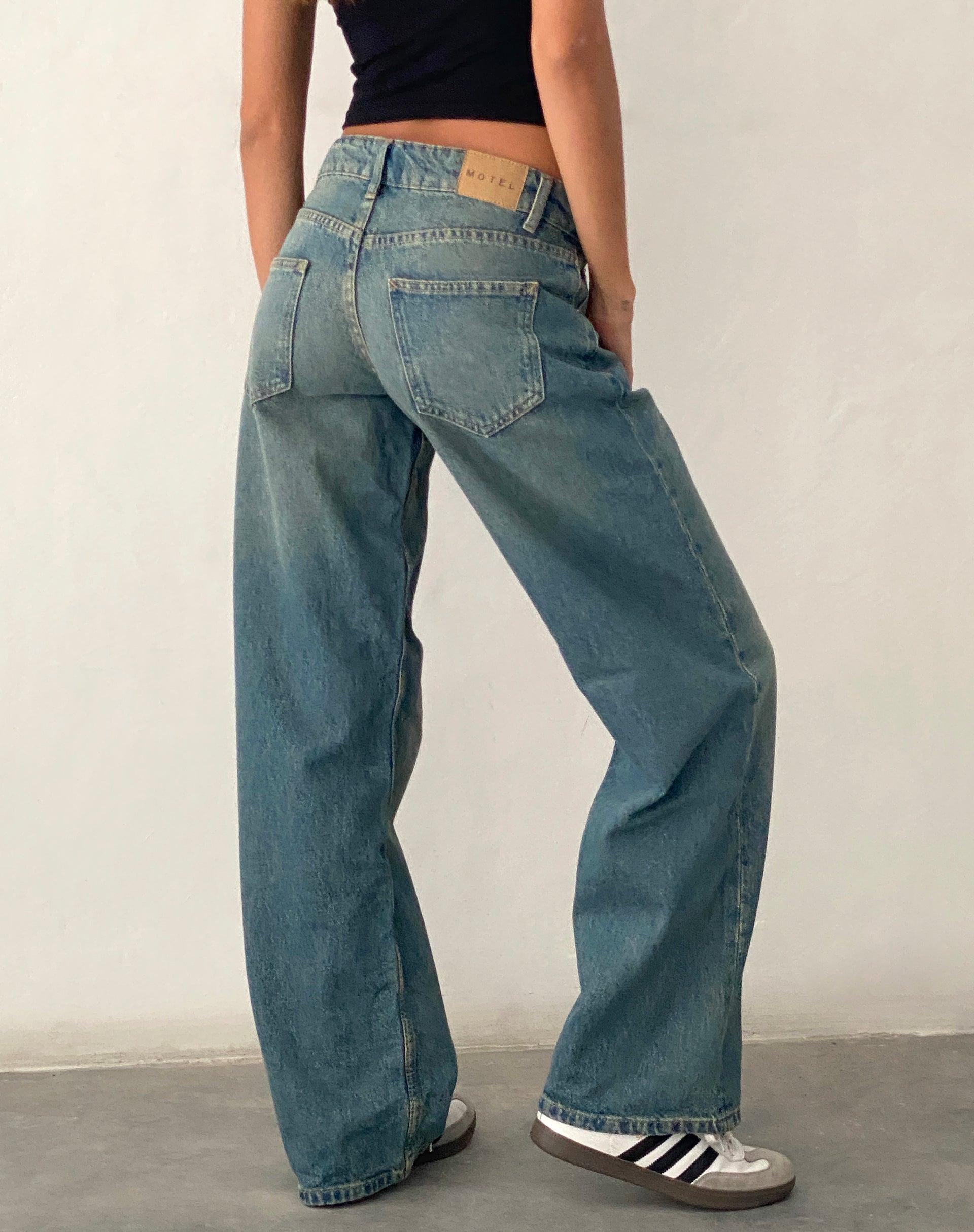 Afbeelding van Low Rise Parallel Jeans in Vintage Blauwgroen