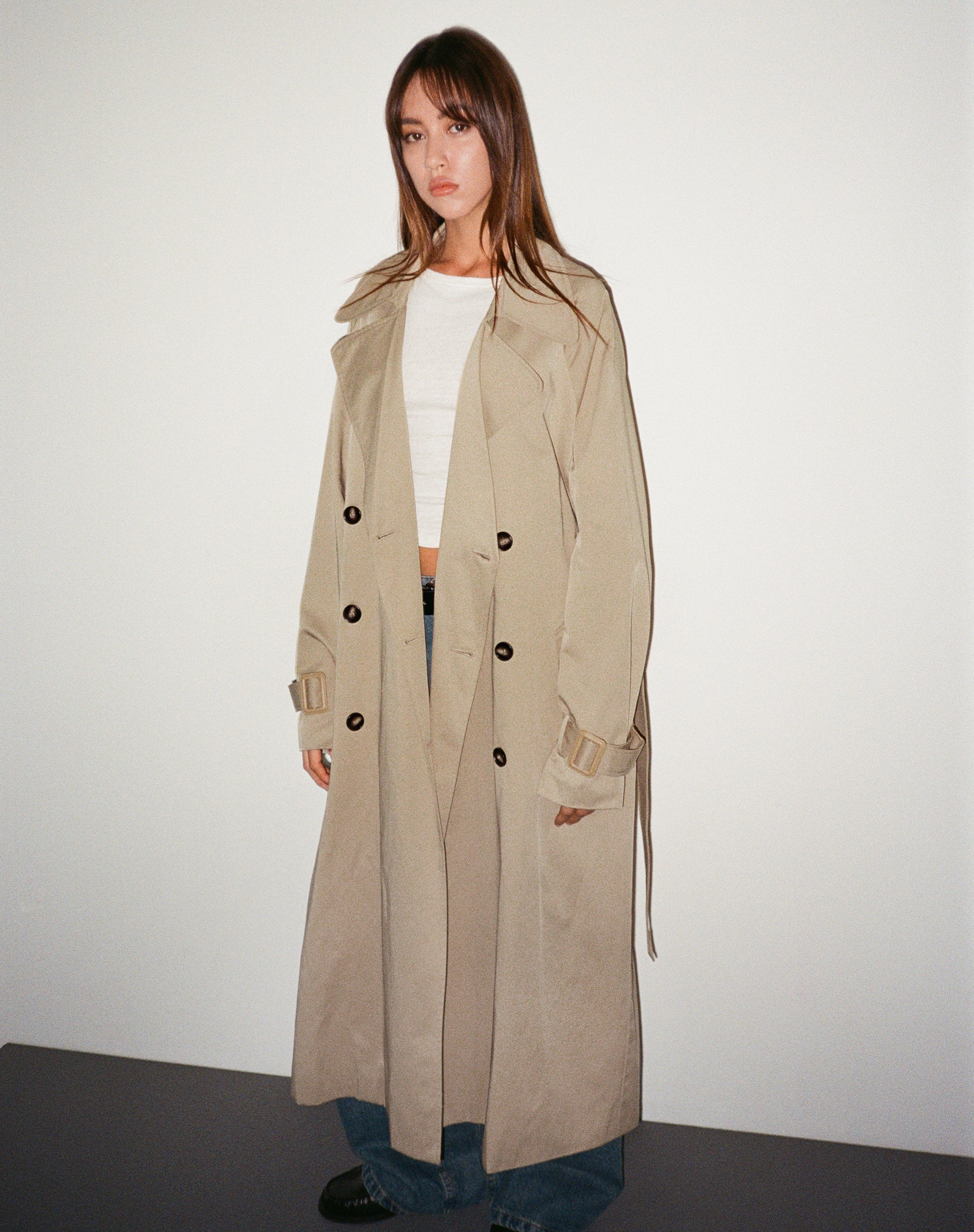 Afbeelding van Orcati Trenchcoat met twee rijen knopen in Tan