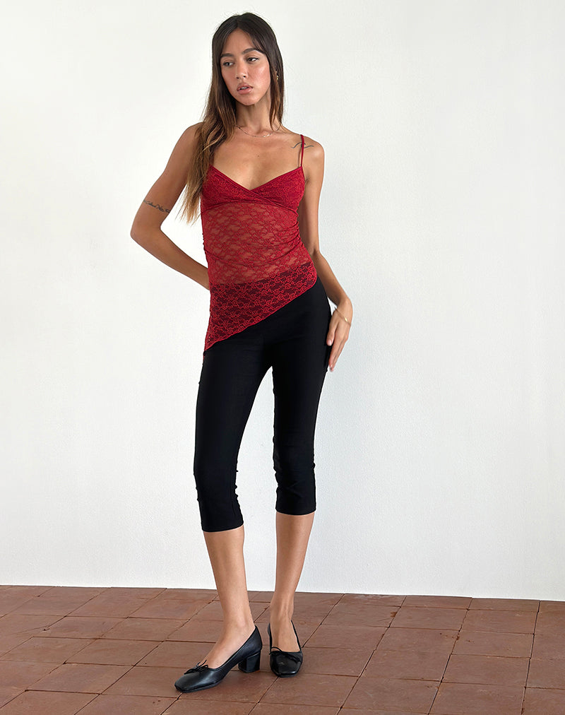 Afbeelding van Kacha Asymmetrische Cami Top in Rode Mari Kant