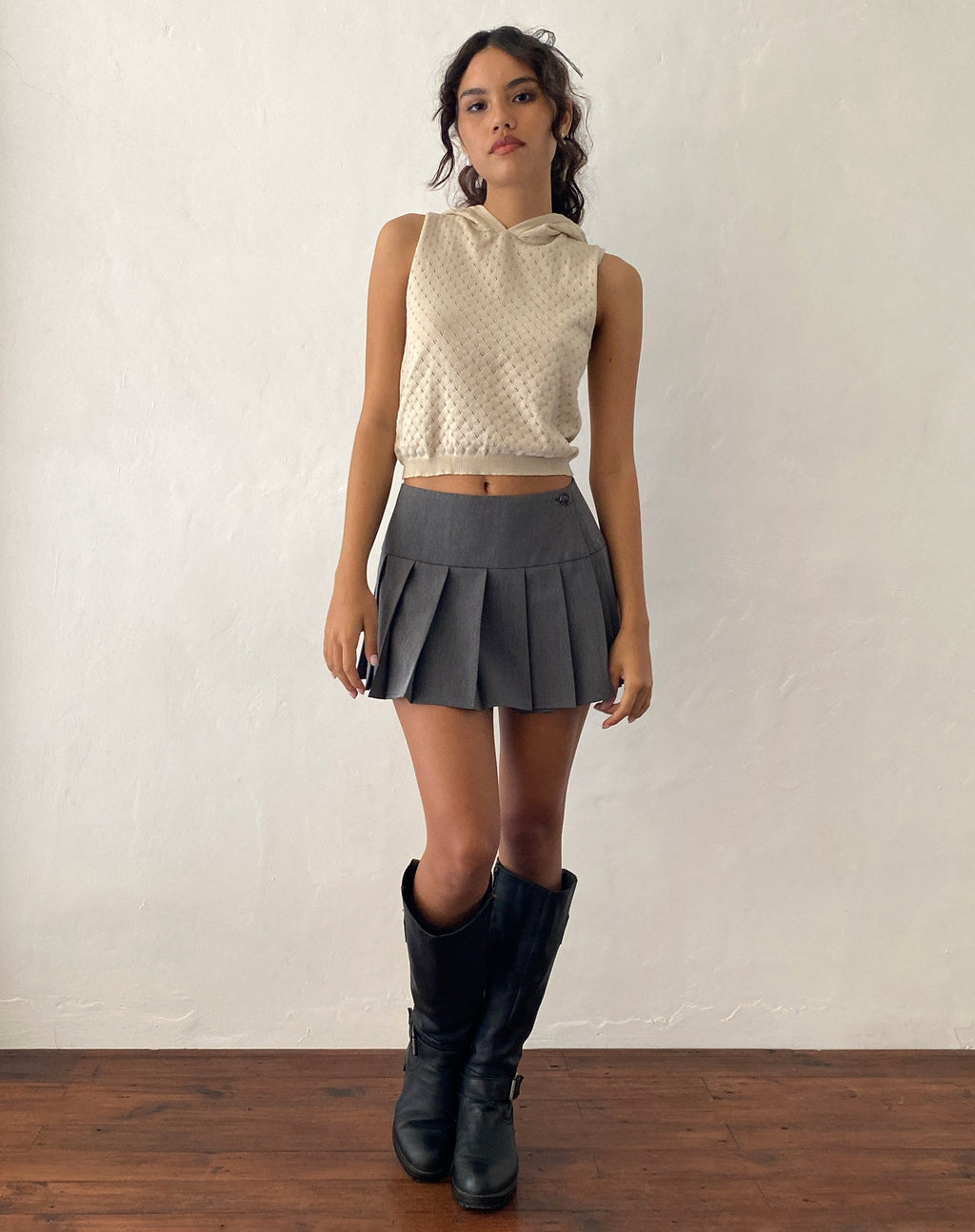 Kaede Hooded Vest Top in een gebreide naturel