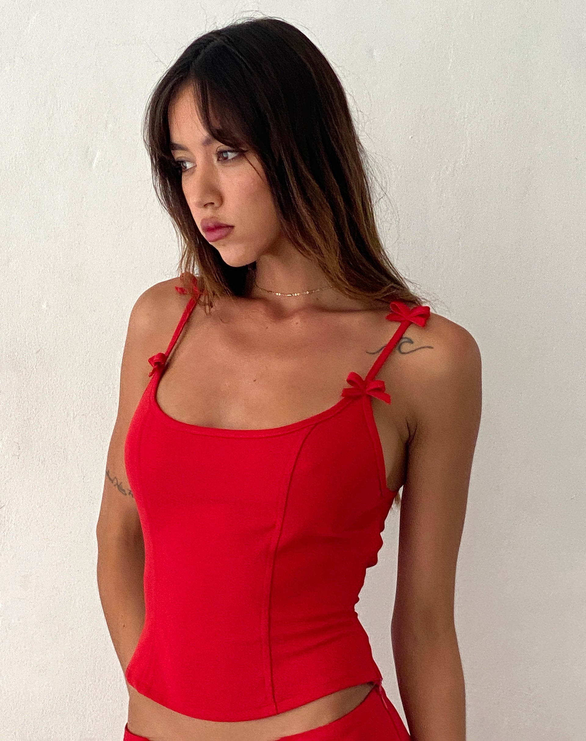 Afbeelding van Kaida Korset Top met strikdetail in Getailleerd rood