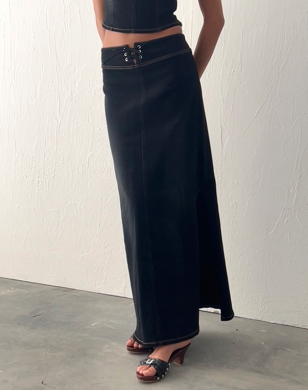 Lafille Denim Maxi Rok in Black Wash