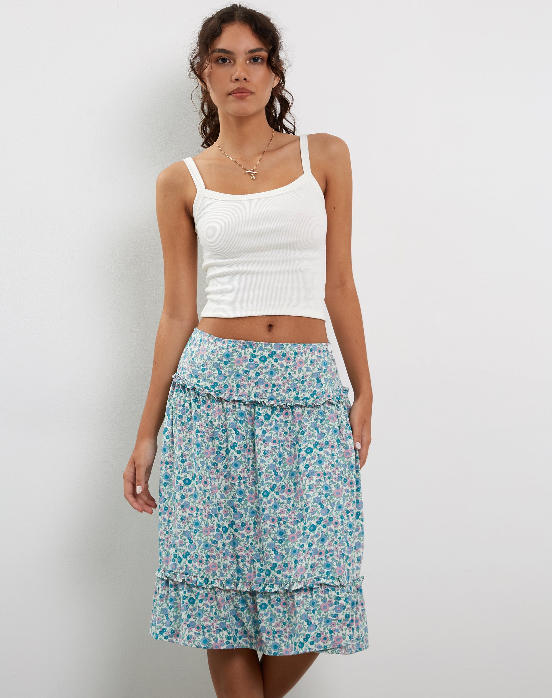 Afbeelding van Kasya Frill Hem Midi Wrap Rok in Flower Power Blauw
