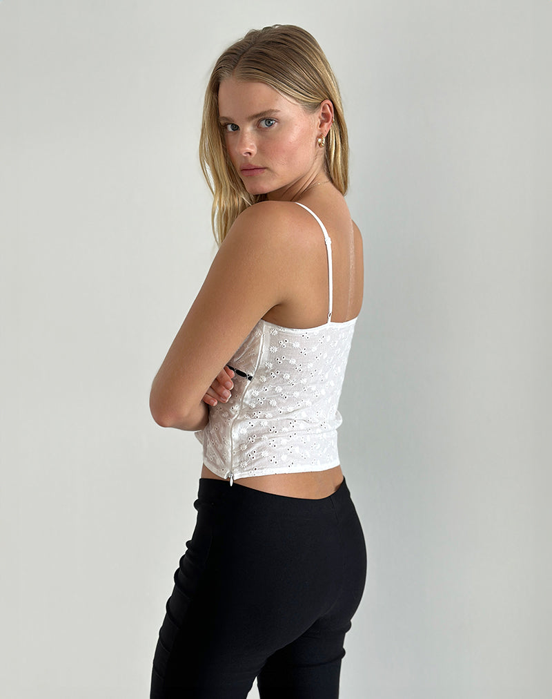 Afbeelding van Katisa Top in Broderie Wit
