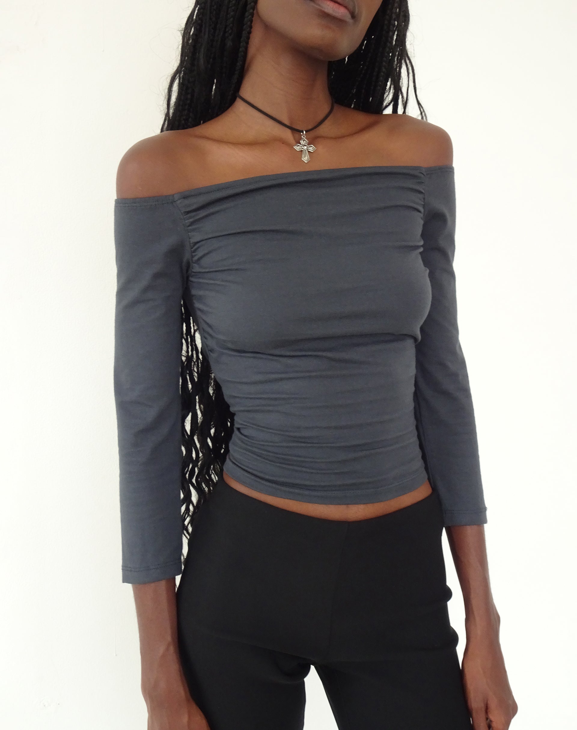 Afbeelding van Koby Off Shoulder Bardot Top in Ocean Storm