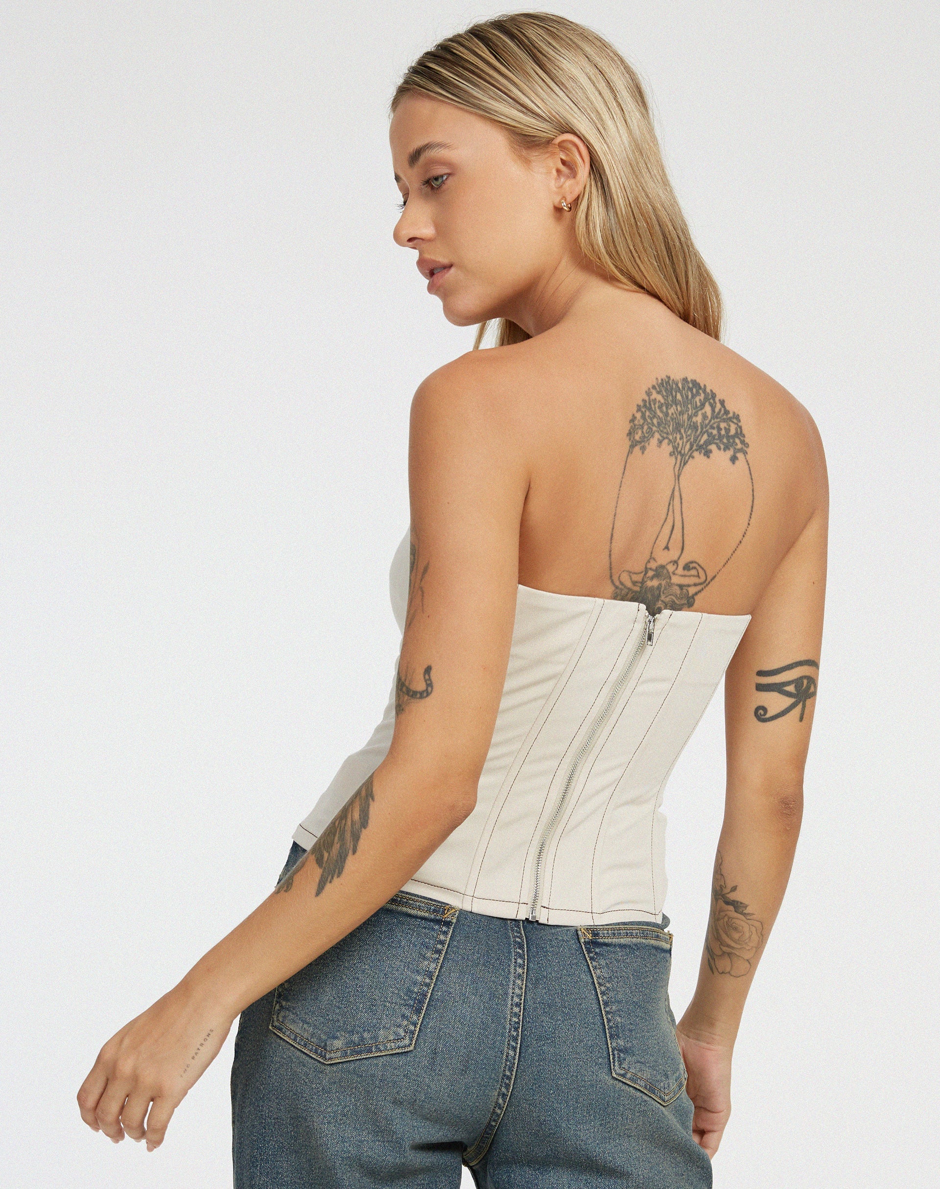 Afbeelding van Kyana Korset in Ecru Bruin Stitch