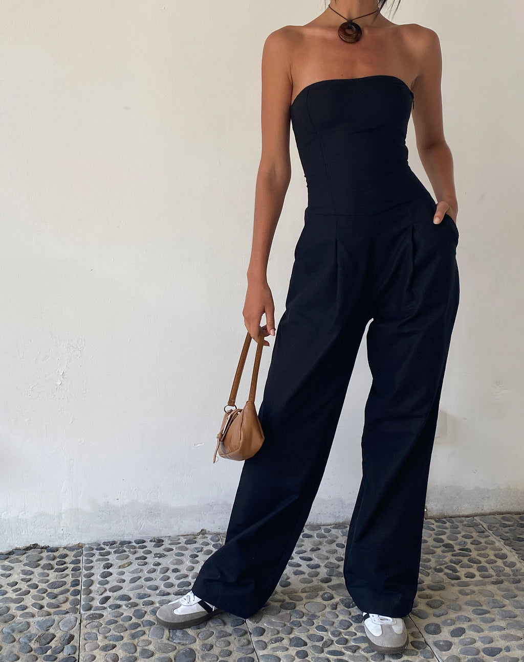 MOTEL X JACQUIE Kyaria Bandeau Jumpsuit in Zwart