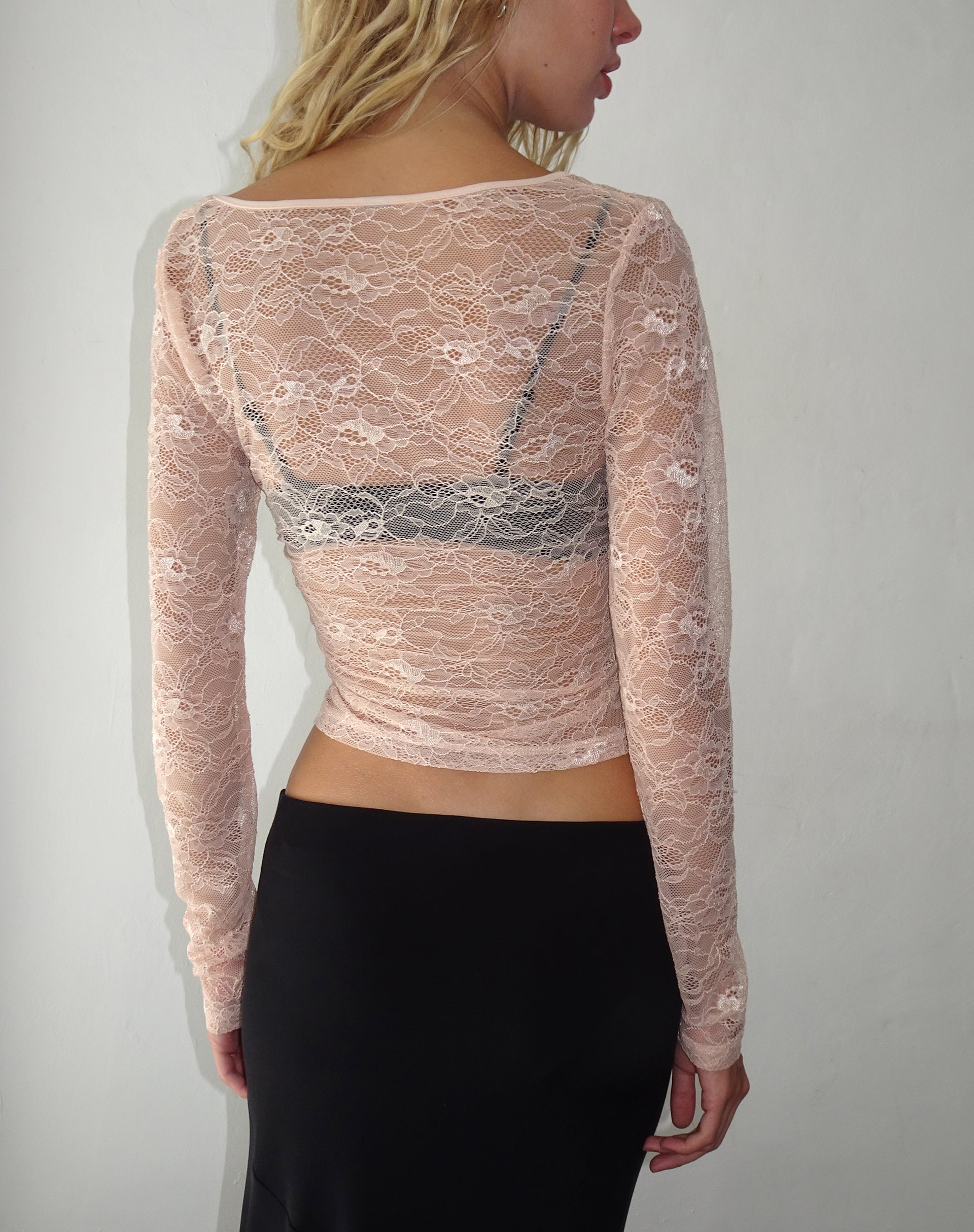 Afbeelding van Lainey Lange Mouw Kanten Top in Blush