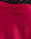  Rood met zwart kant
