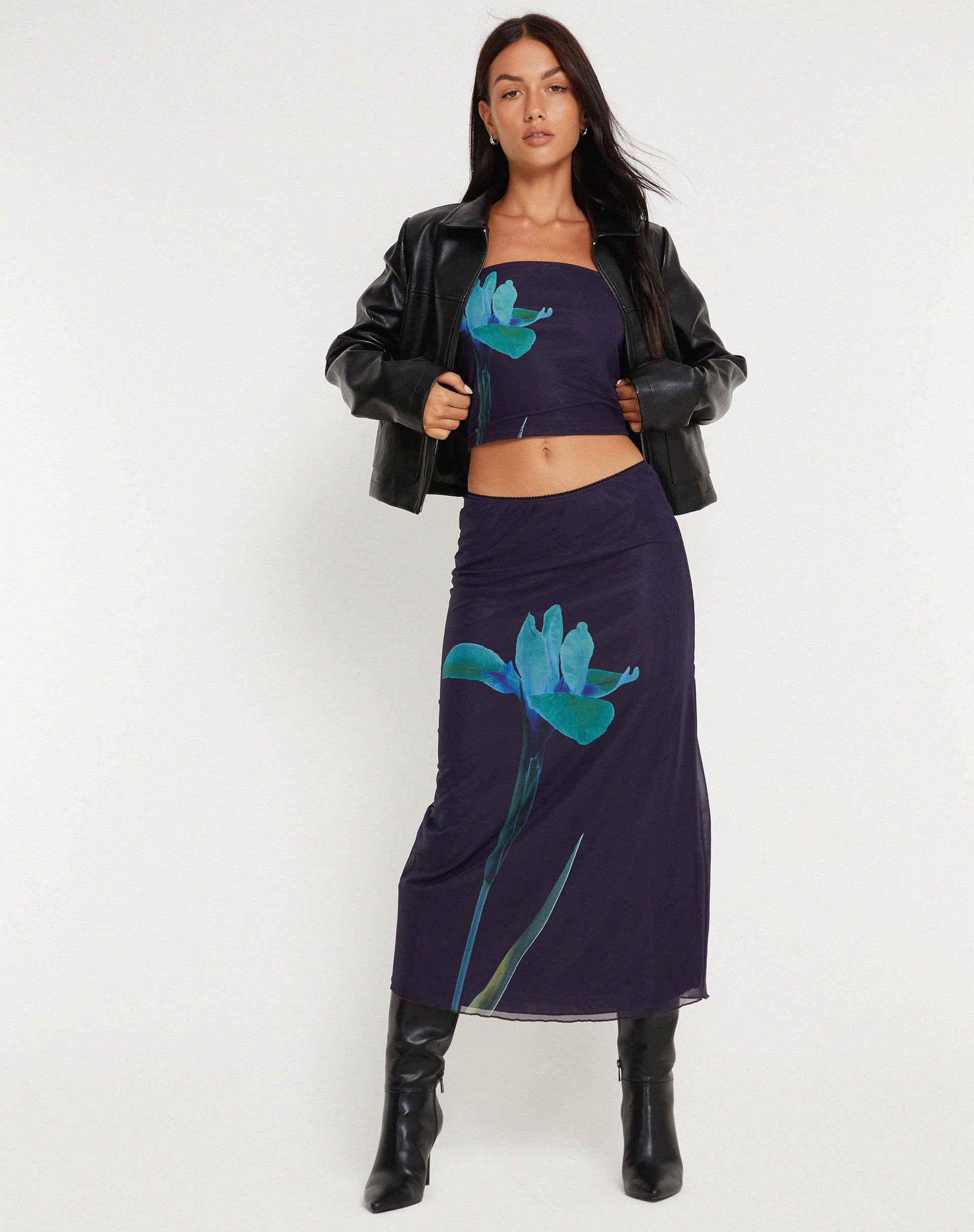 Afbeelding van Shae Mesh Bandeu Top in Navy Bloem