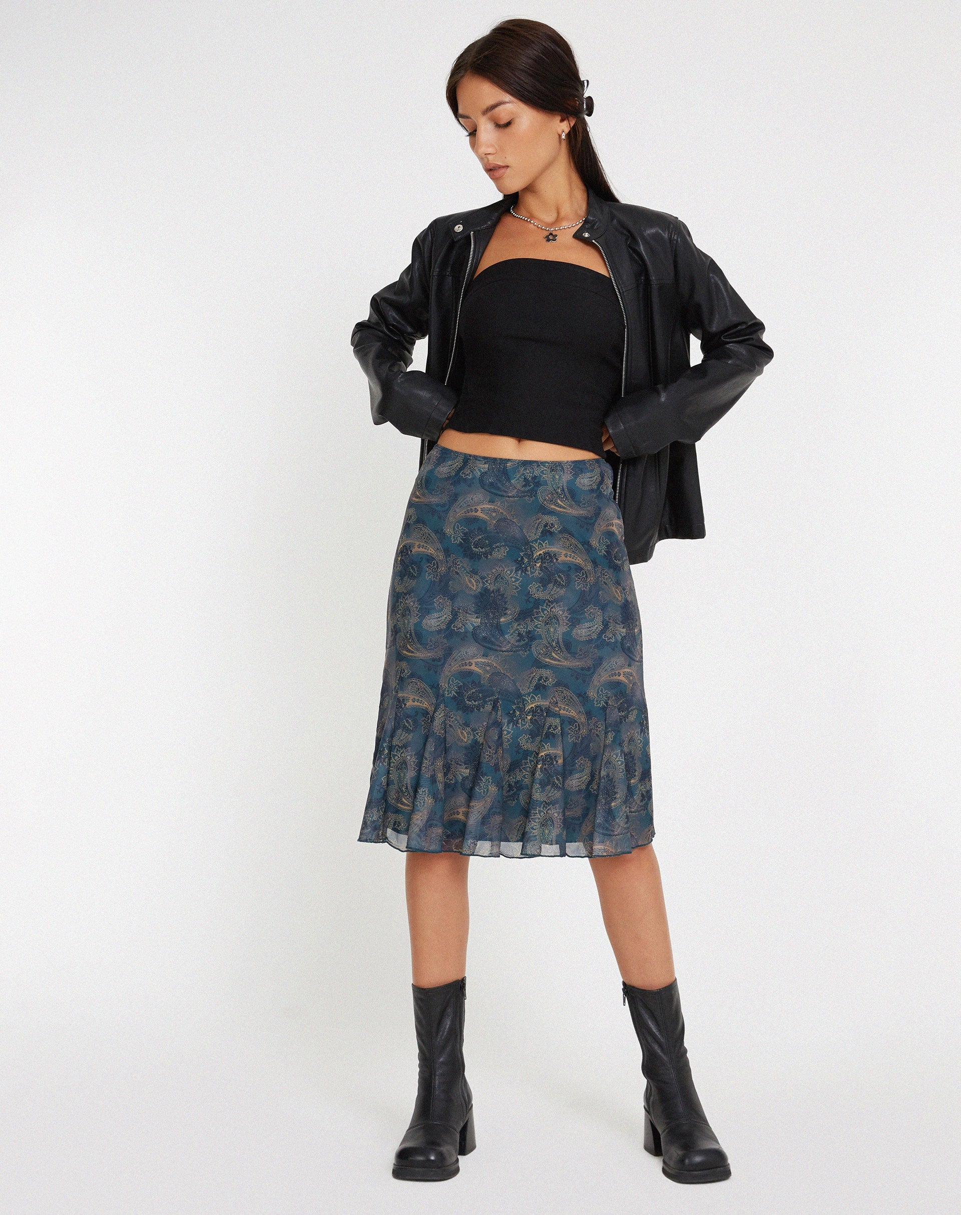 Afbeelding van Latrix Mesh Midi rok in ton-sur-ton blauwe Paisley