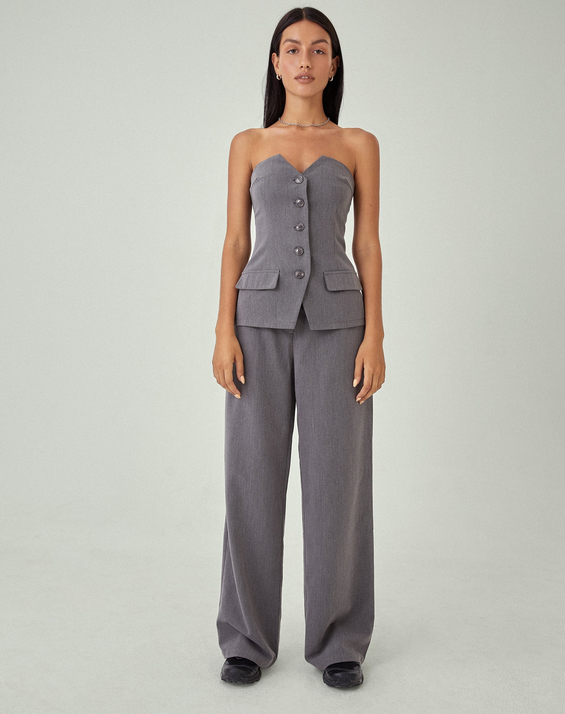 beeld van MOTEL X JACQUIE Lavan Corset Top in Charcoal