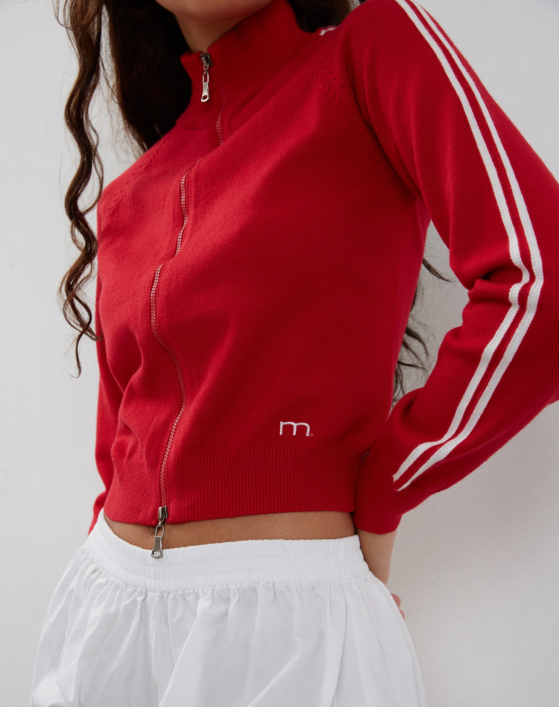 Afbeelding van Lennon Zip Up Jacket in Rood met Witte Zijstrepen