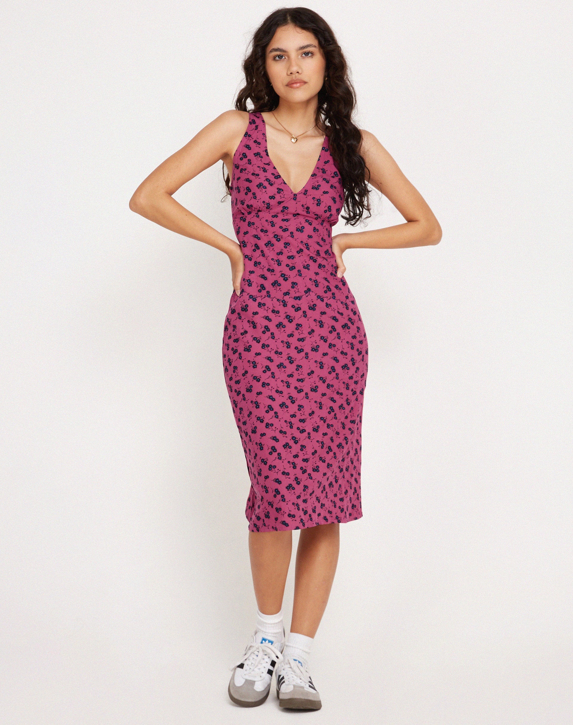 Afbeelding van Lieva Midi Dress in Framboos Bloemen