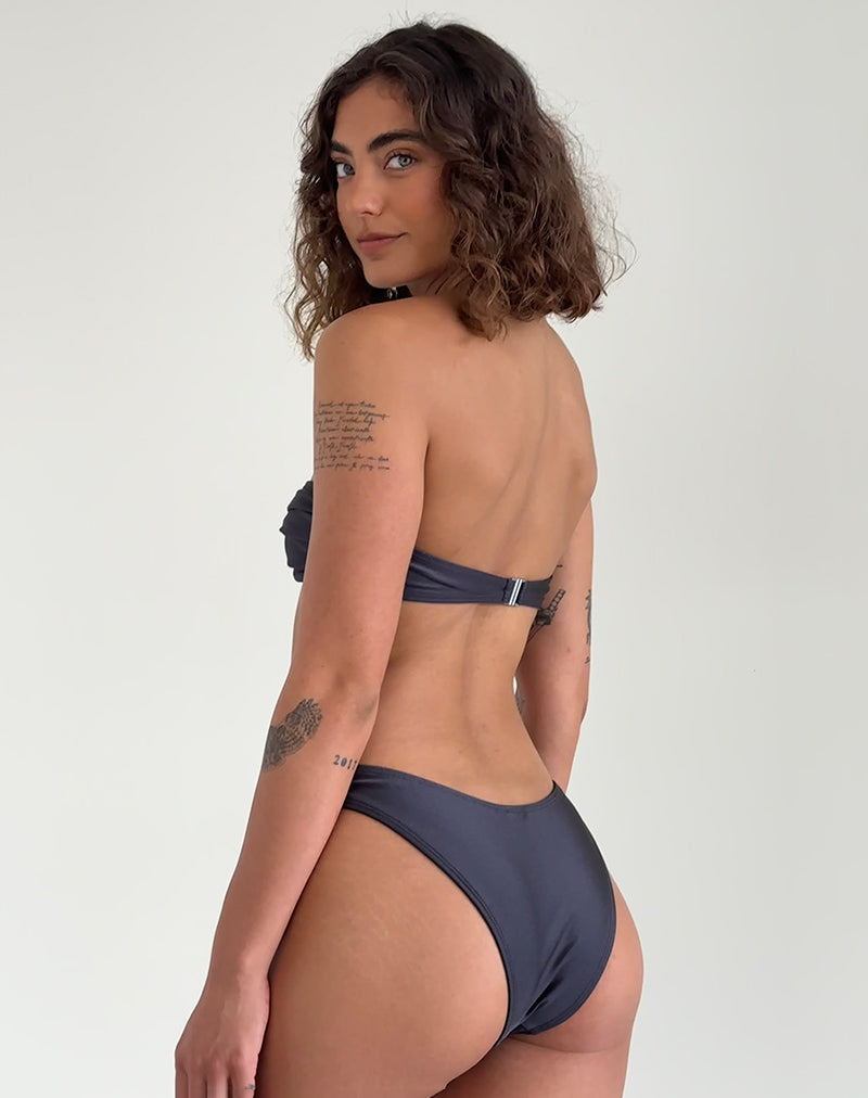 Afbeelding van Linda Twist Bikinitop in donkergrijs