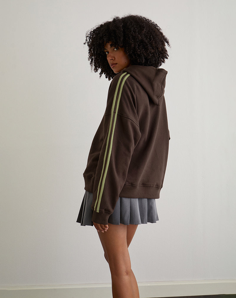 Lingwu Hoodie in Bitter Chocolate met groene bies en M borduursel