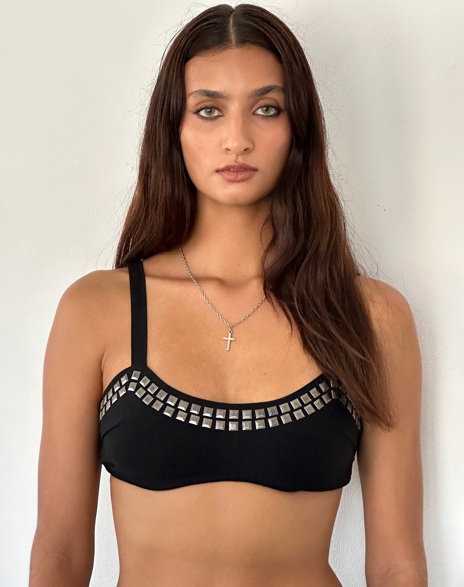 Afbeelding van Liu Studded Bralette in Zwart Tailoring
