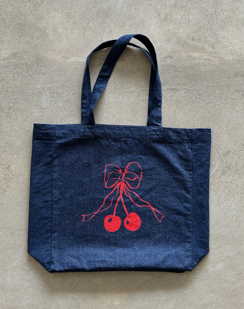 Afbeelding van London draagtas in denim indigo met kersenstrikprint