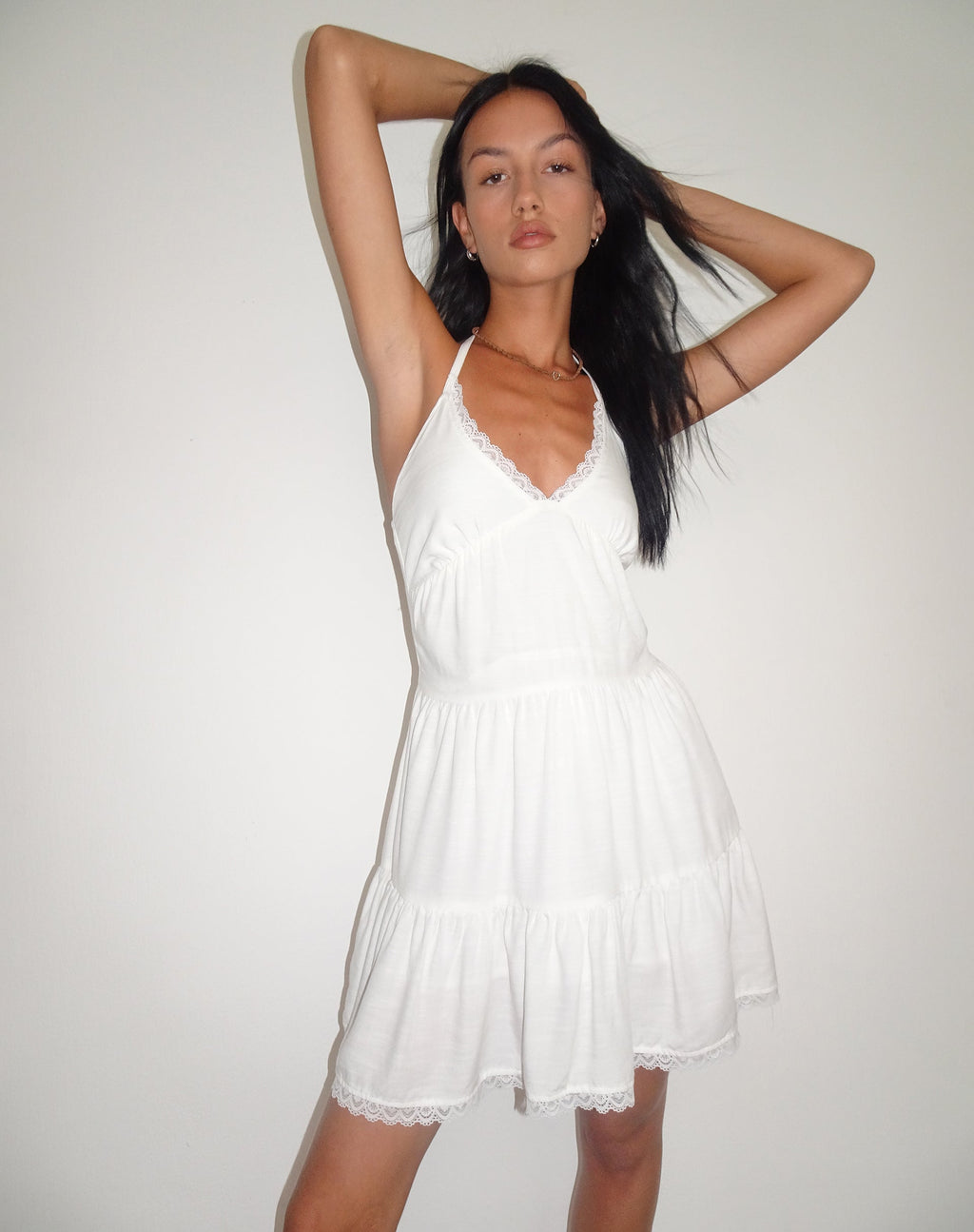 Londyn Gespreid Halter Mini Jurkje in Off White