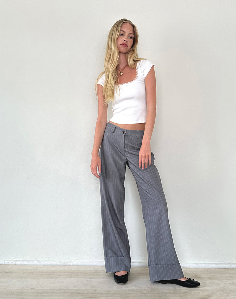 Abba broek met lage taille in grijs krijtstreep