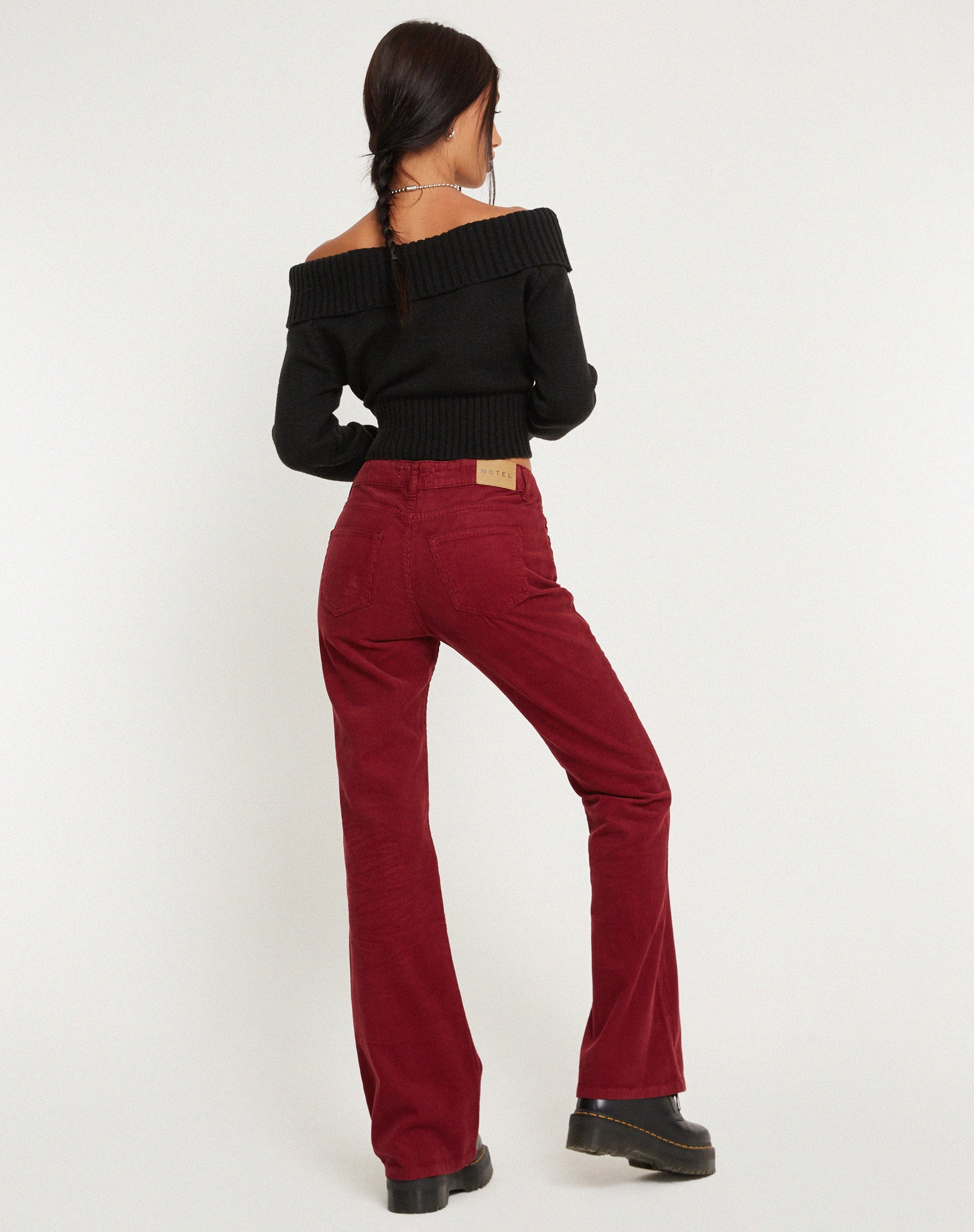 Afbeelding van Low Rise Bootleg Jeans in Cord Maroon