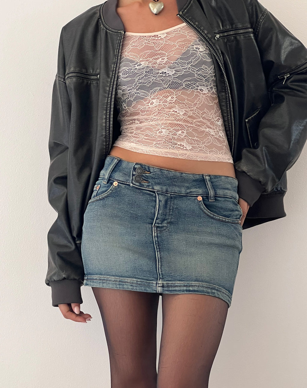Denim minirok met lage taille in Desert Wash