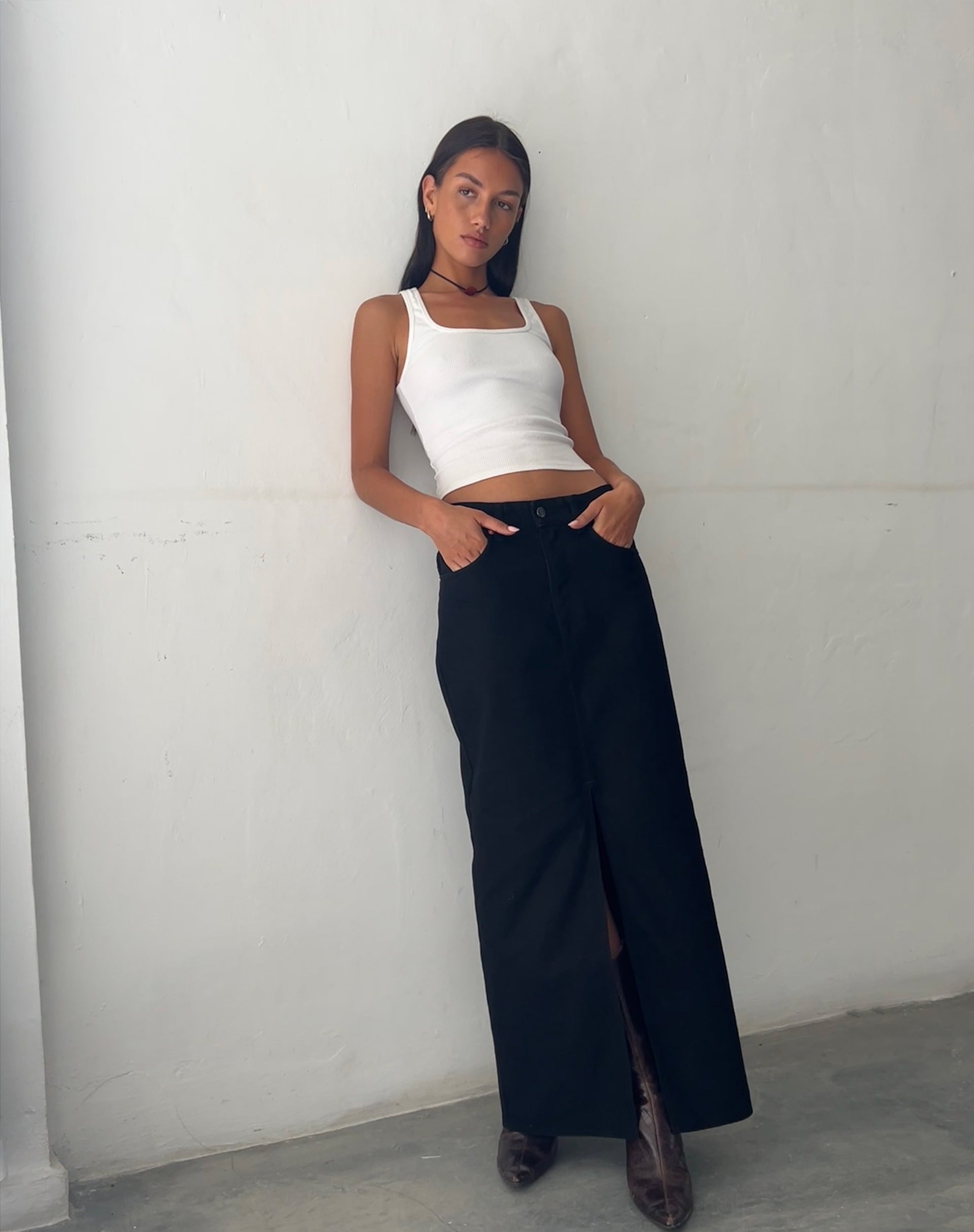 Afbeelding van Denim maxirok met lage taille in Rinse Black