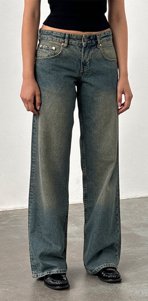 Afbeelding van Low Rise Parallel Jeans in Bruin Blauw Acid