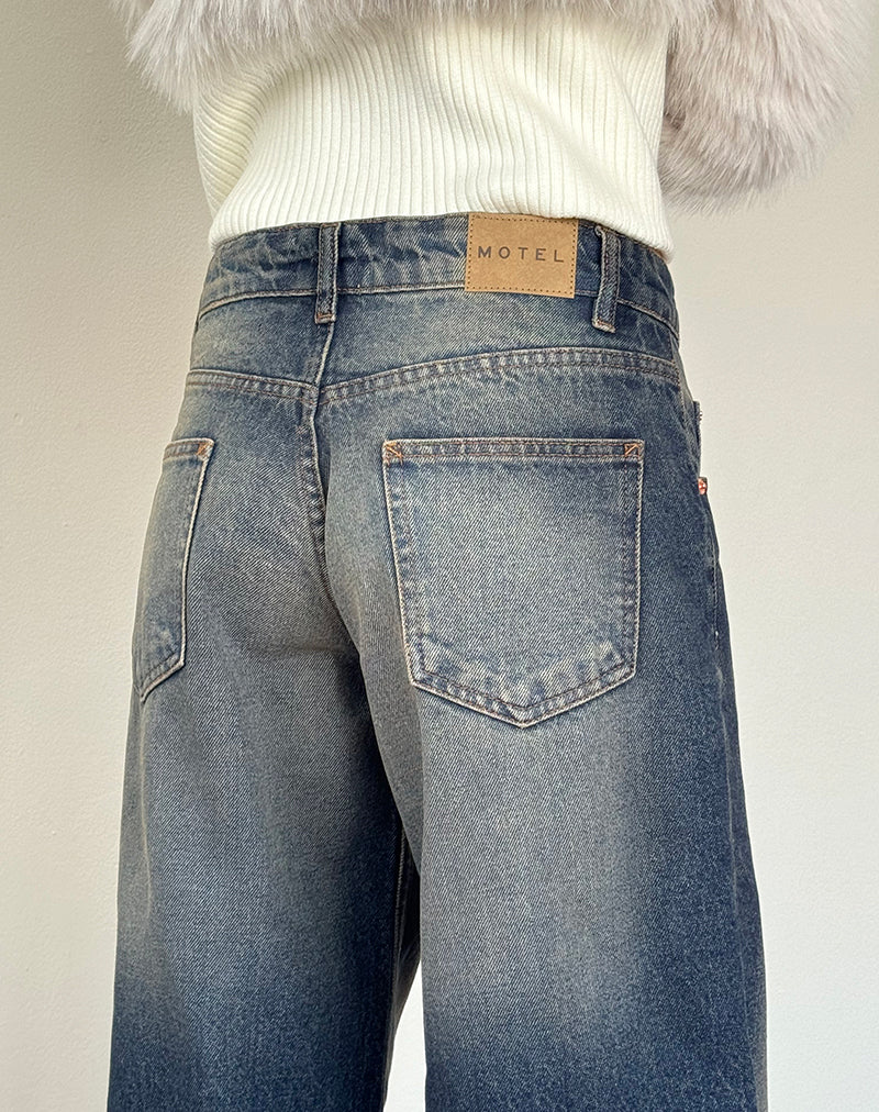 Afbeelding van Roomy Extra Wide Low Rise Jeans in Amber Wash