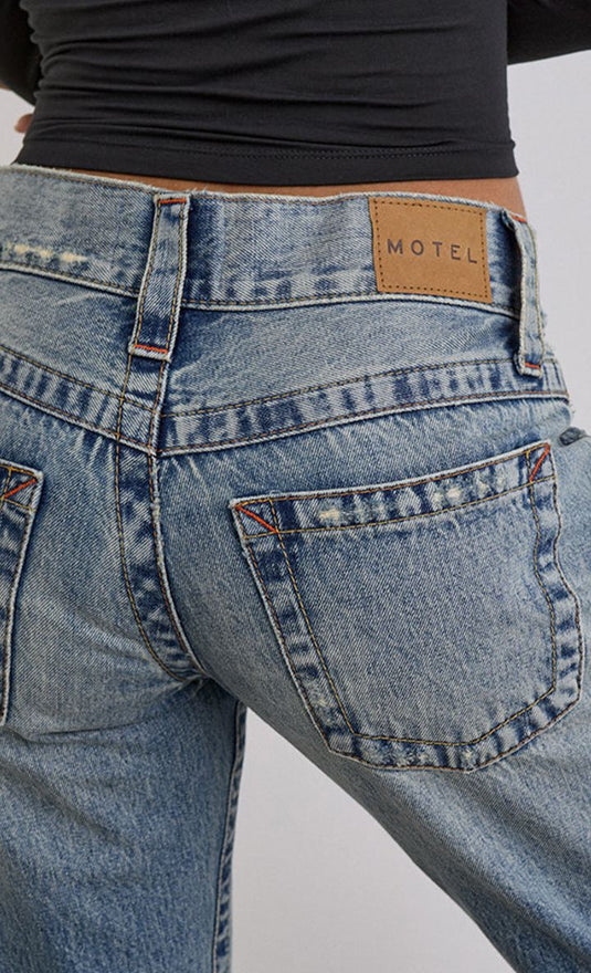 Laag uitgesneden, gedraaide naad