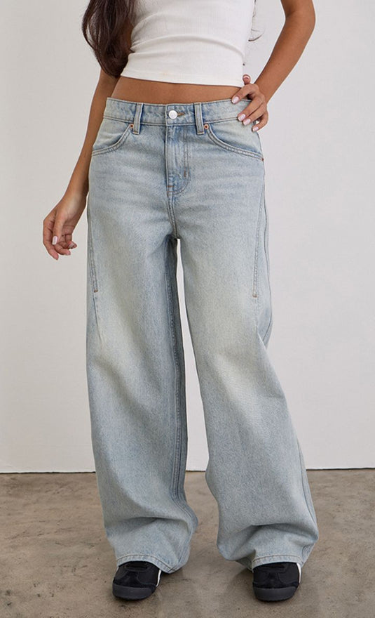 Laag Uitgesneden Ruim