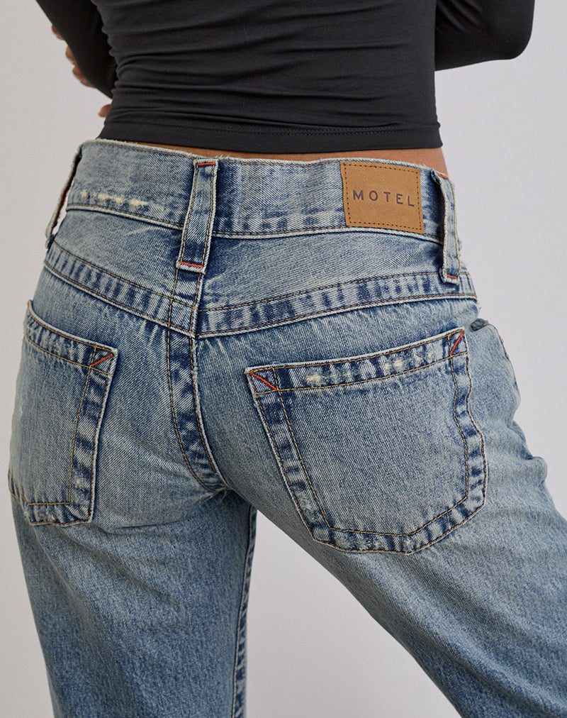 Afbeelding van Low Rise Twisted Seam Ripped Jean in Echt Blauw