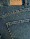 helderblauw