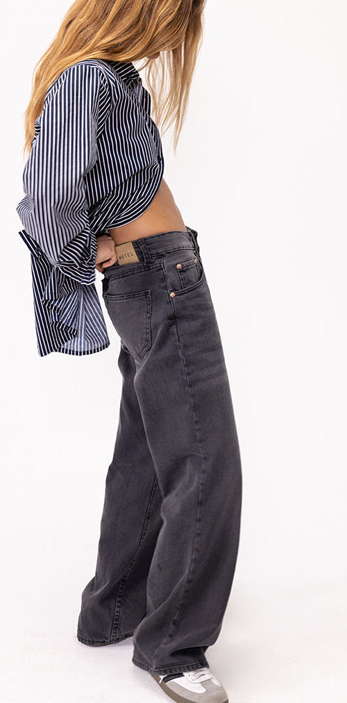Afbeelding van Low Rise Parallel Jeans in Vintage Black