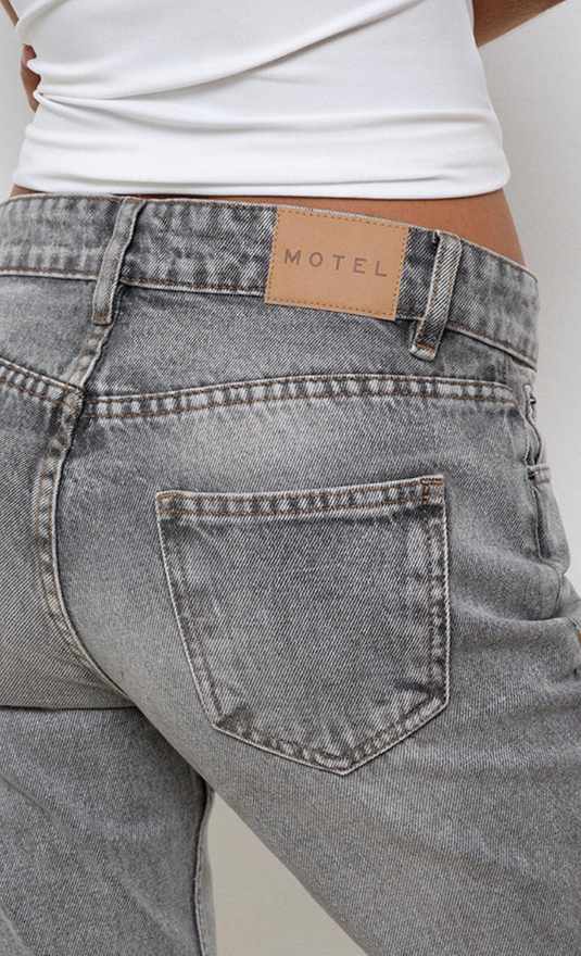 Stijve flens met lage hoogte