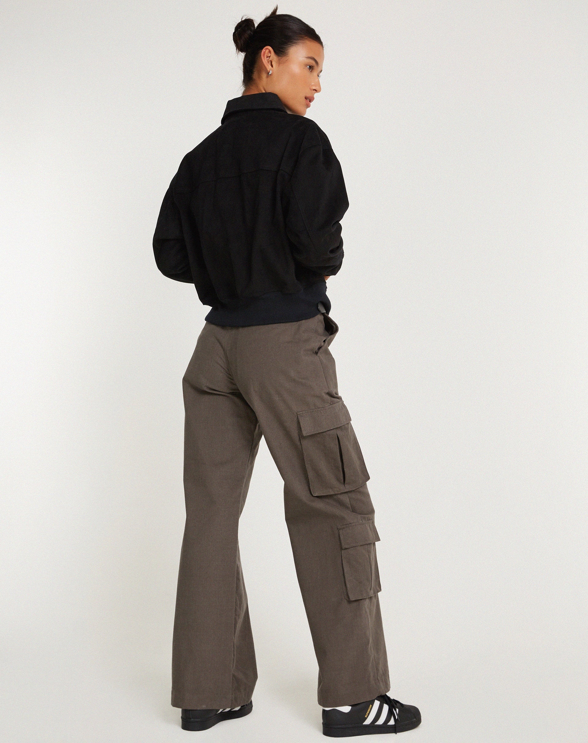 Afbeelding van MA2 Jas in Twill Suede Zwart