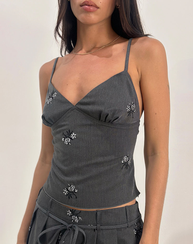 Afbeelding van Madira Top in geborduurde bloemen Charcoal