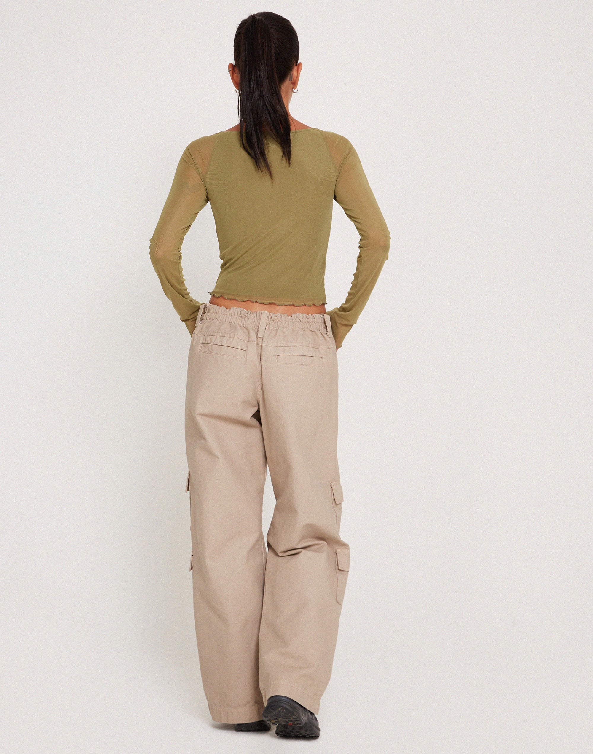 Afbeelding van Mahira Mesh Top met lange mouwen in Olijf