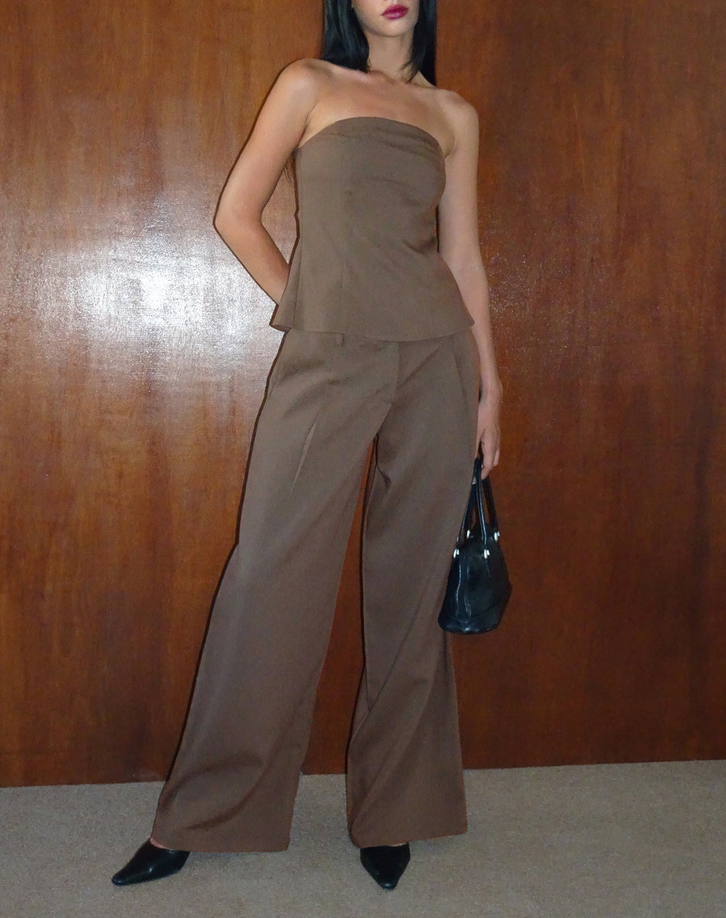 Salisu broek met wijde pijpen in Tailoring Taupe