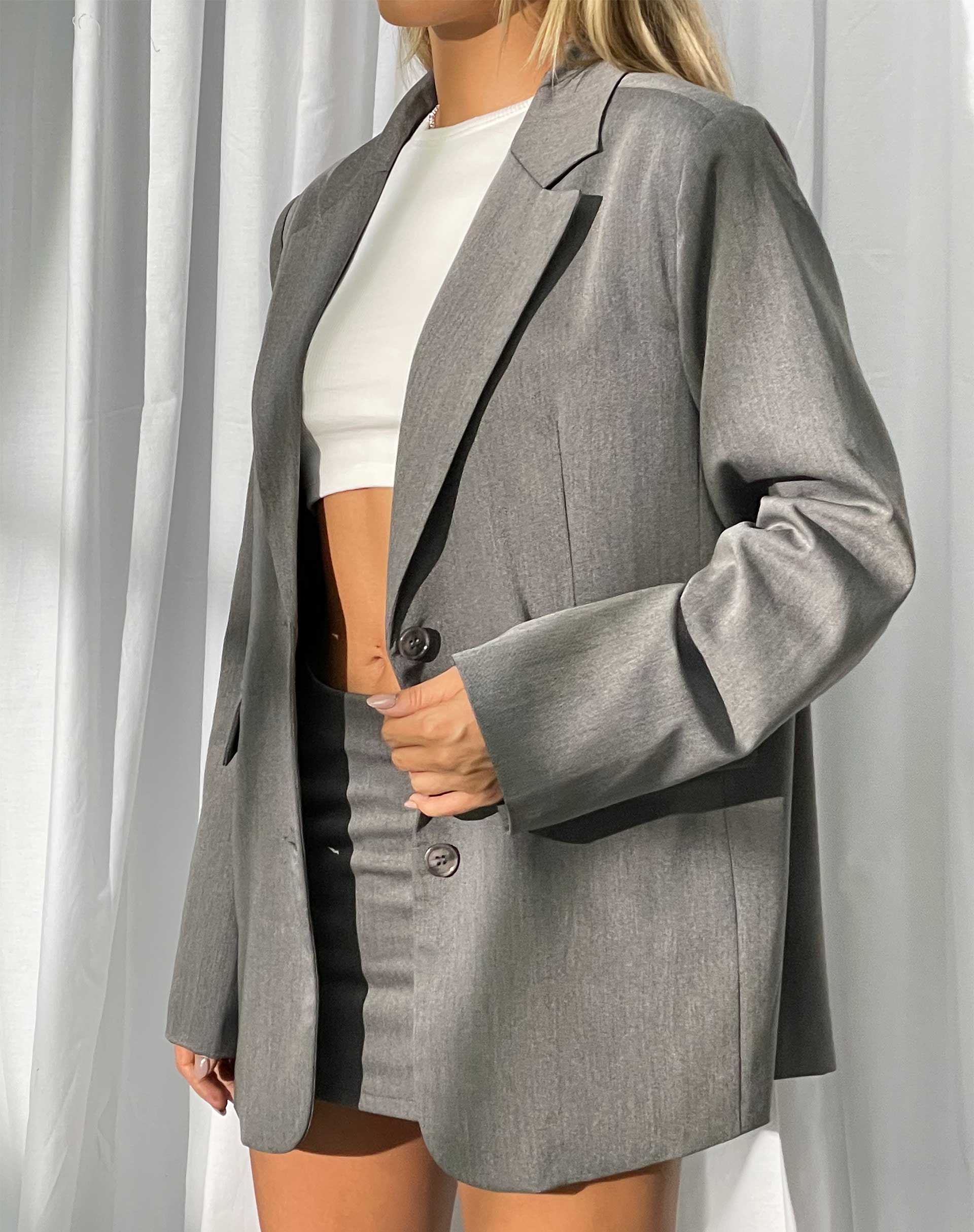 BEELD VAN Maiwa Blazer in Getailleerd houtskool