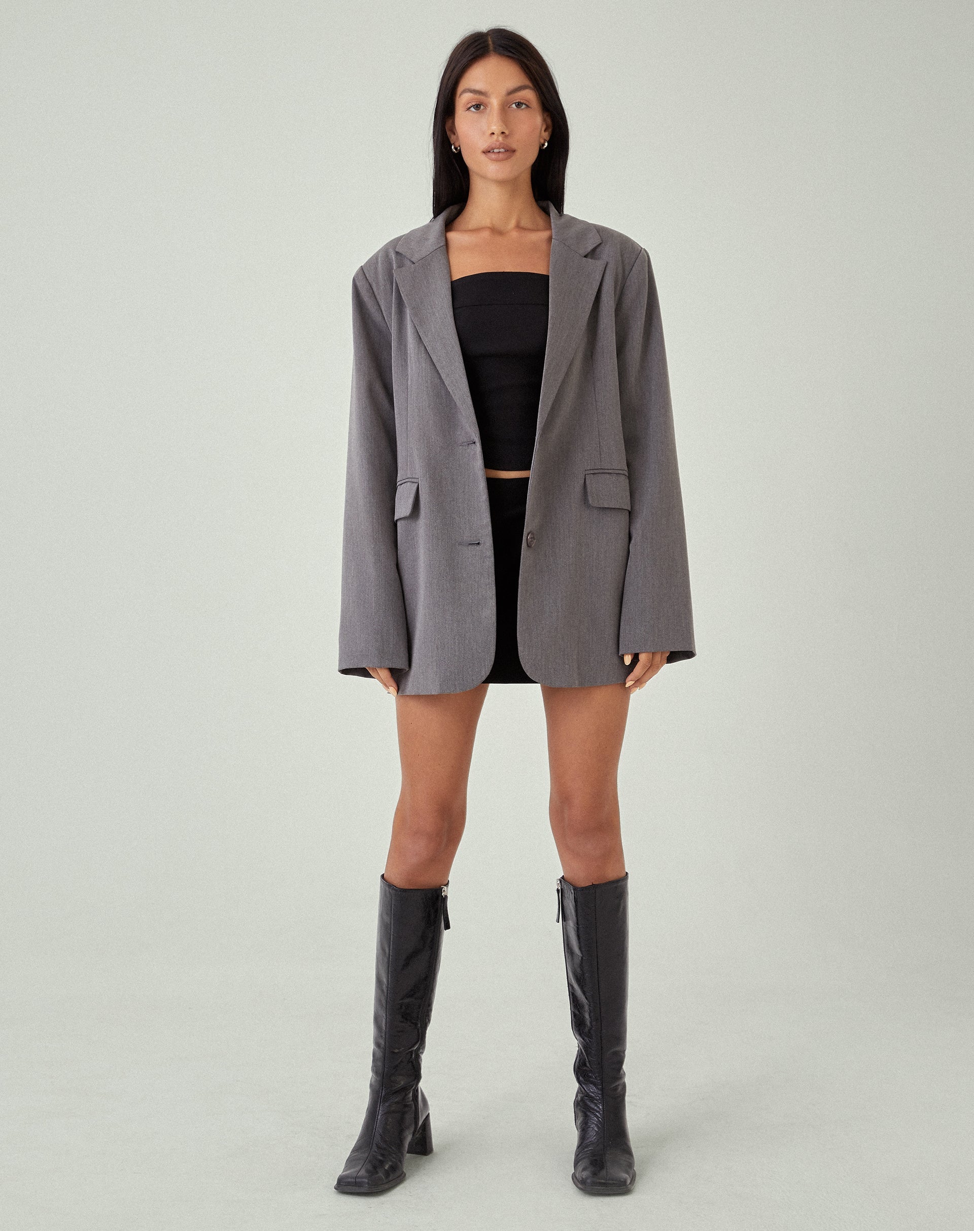 BEELD VAN Maiwa Blazer in Getailleerd houtskool